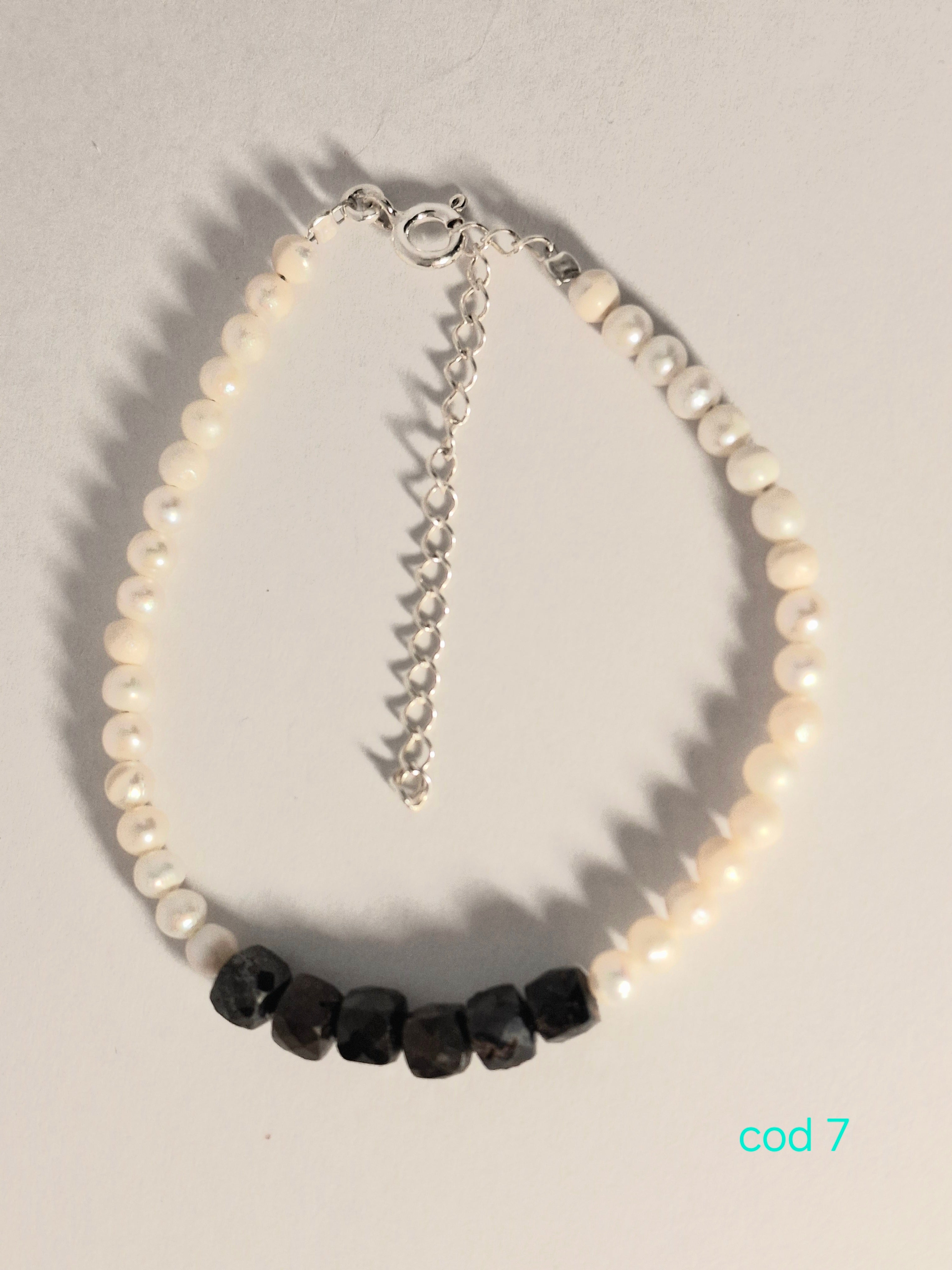 Bratara handmade din 6 Safire si Perle de Cultura in argint 925 (Cod 7)