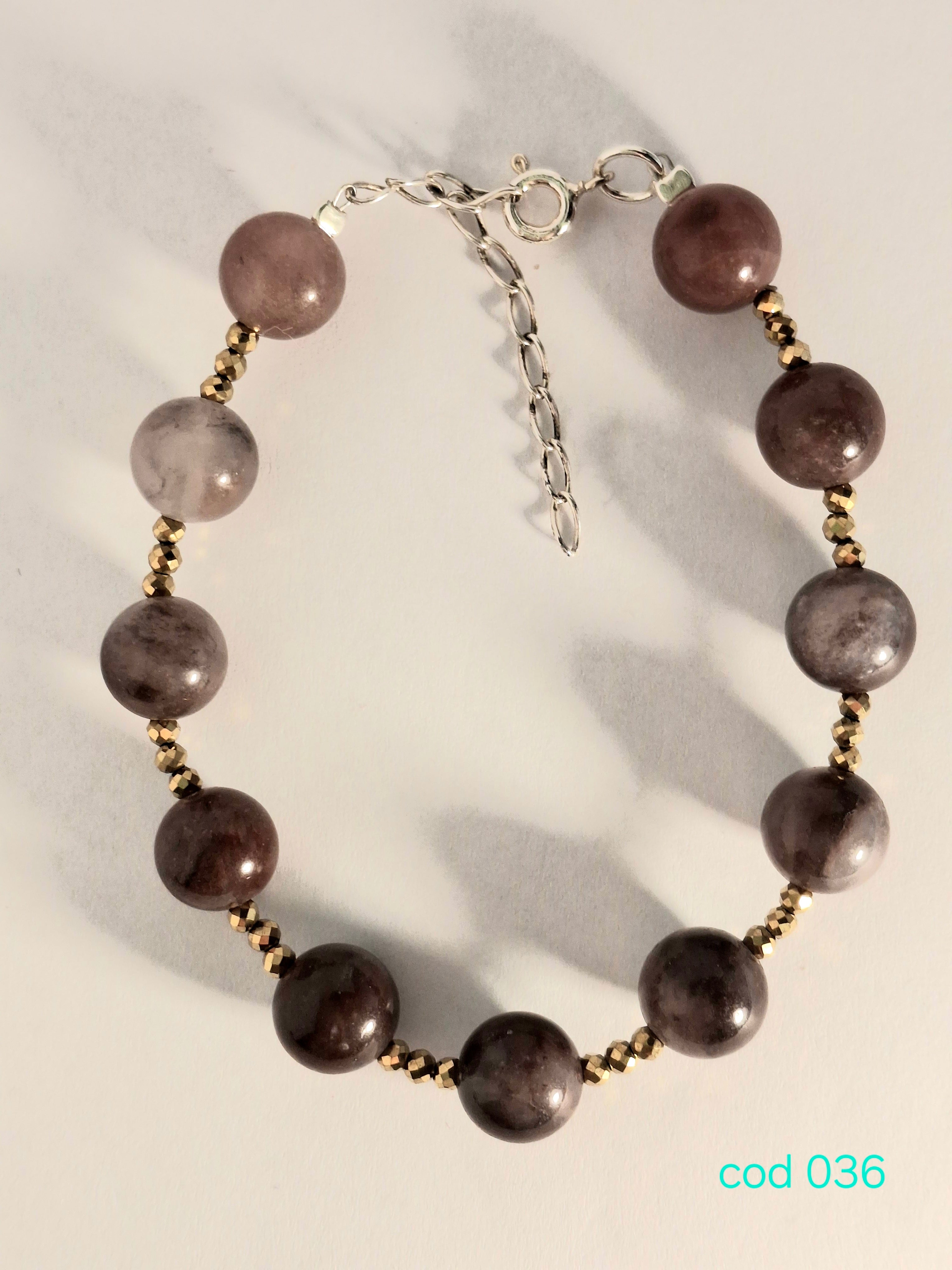 Bratara handmade din pietre semipretioase, Piatra lunii si Hematit electroplacat in argint 925 (Cod 036)