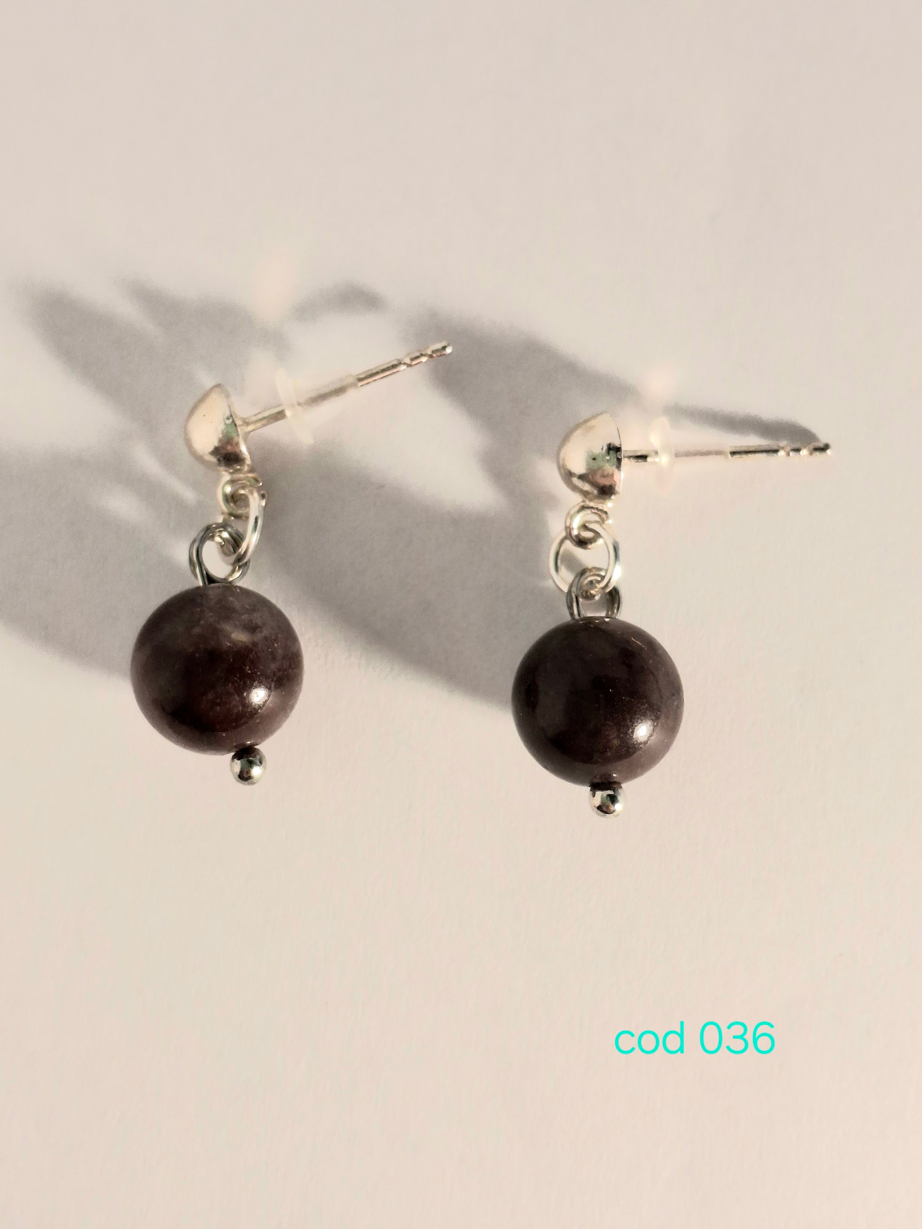 Cercei handmade din pietre semipretioase, Piatra lunii si Hematit electroplacat in argint 925 (Cod 036)