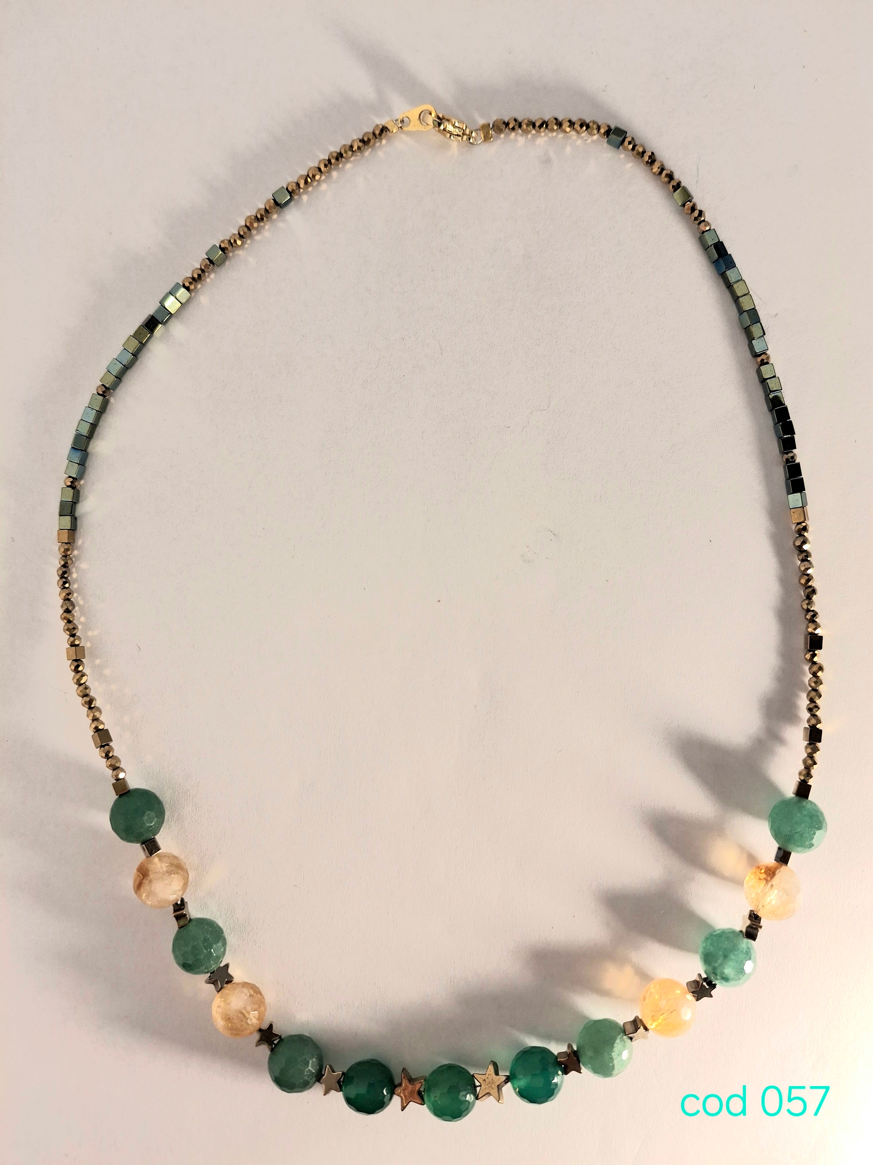 Colier handmade din Pietre semipretioase, Citrin, Onix verde, Jad, Hematit, in Inox auriu (Cod 057)